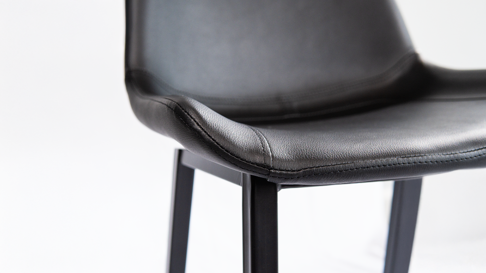 BANCO HOPPER PU NEGRO PATA NEGRA